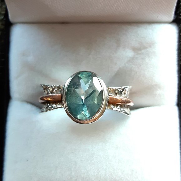 925 Stamped Sterling & Aquamarine Ring - Picture 2 of 9